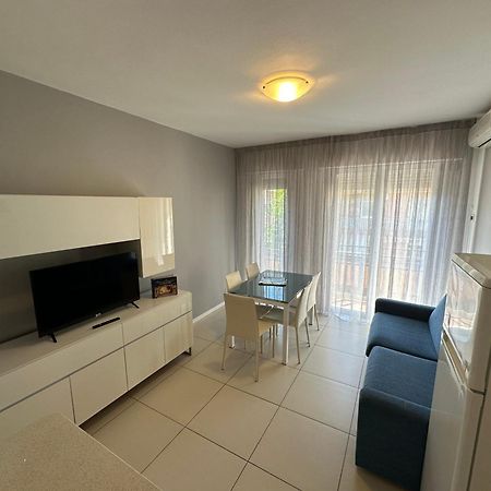 Апартаменты Residenza Mazzanti - Agenzia Cocal Каорле Экстерьер фото